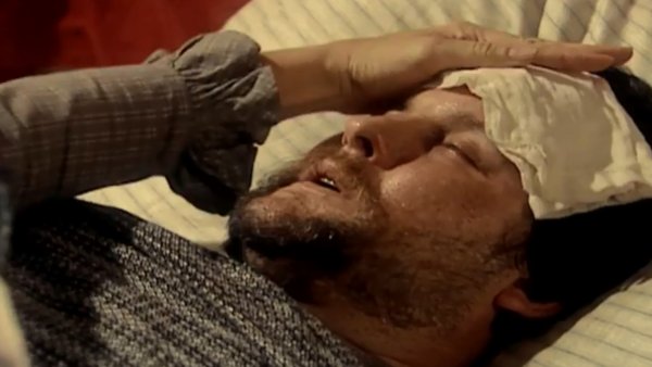 Terra Nostra - T1E18 | Bartolo contagiado
