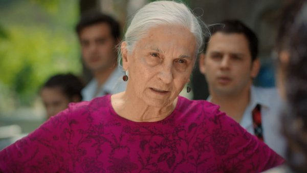 Todo por mi familia - T1E147 | Sevgi enfrenta a Sengul
