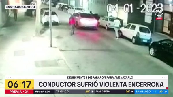 Violenta encerrona con pistolas: chofer retrocedió y evitó robo de auto en Santiago
