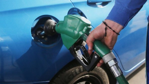ENAP informó nueva baja en precio de todos los combustibles
