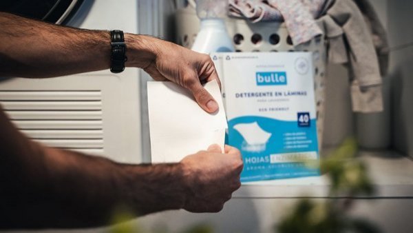 Emprendimiento: detergente en láminas “Bulle” llega a revolucionar la industria de la limpieza
