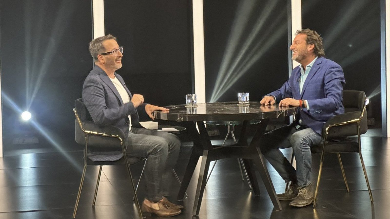 Daniel Fuenzalida y su encuentro con Shakira: le mandó flores a su hotel
