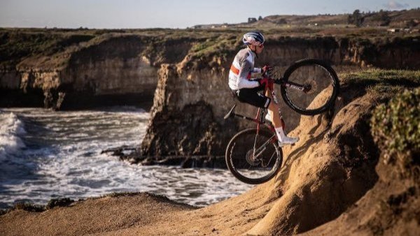Martín Vidaurre comienza el año anunciando su ingreso al equipo Specialized

