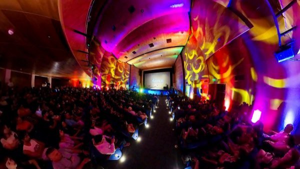 A sala llena y transmitida a todo Chile por TVN: Revive la ceremonia inaugural del Festival de Cine de Ñuble
