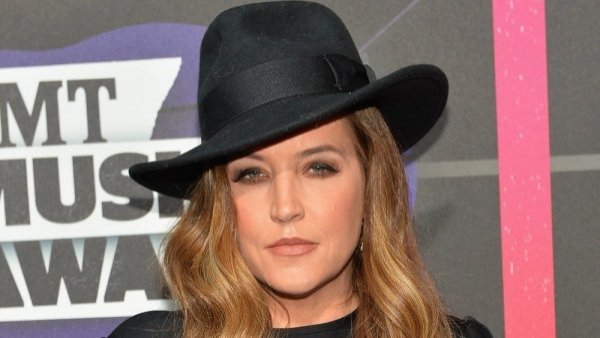 Lisa Marie Presley, la hija de Elvis Presley, muere a los 54 años
