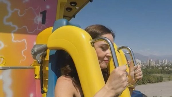 ¡Se pasó!: Elena lo dio todo en los juegos de Fantasilandia
