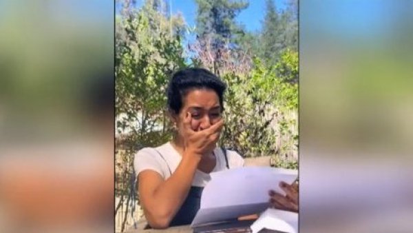 En honor a la mamá: Los emocionantes registros de cambio de orden de apellidos
