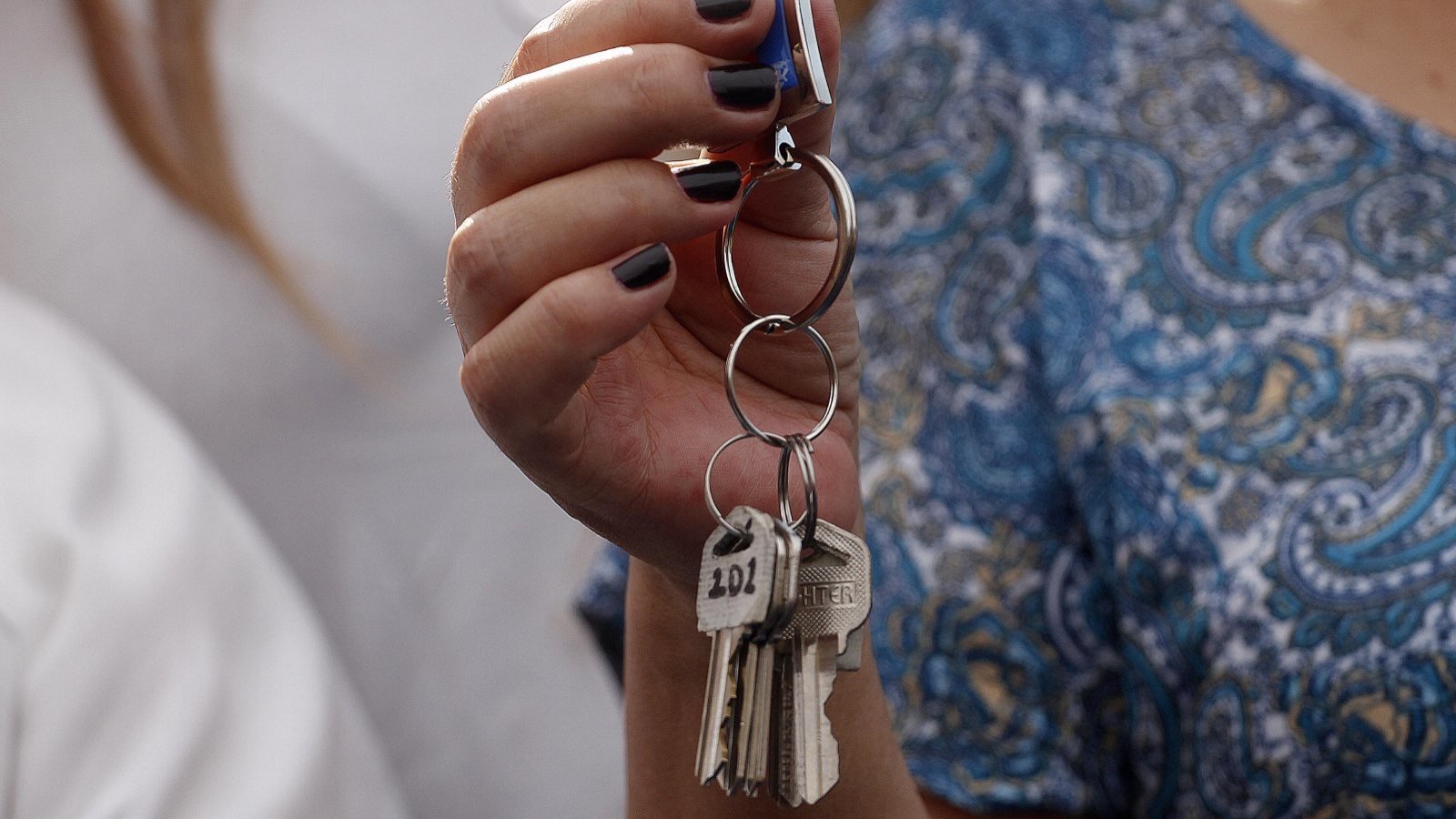 Proyecto busca dar garantía estatal del 10% del valor de la vivienda: ¿Quiénes podrían postular?

