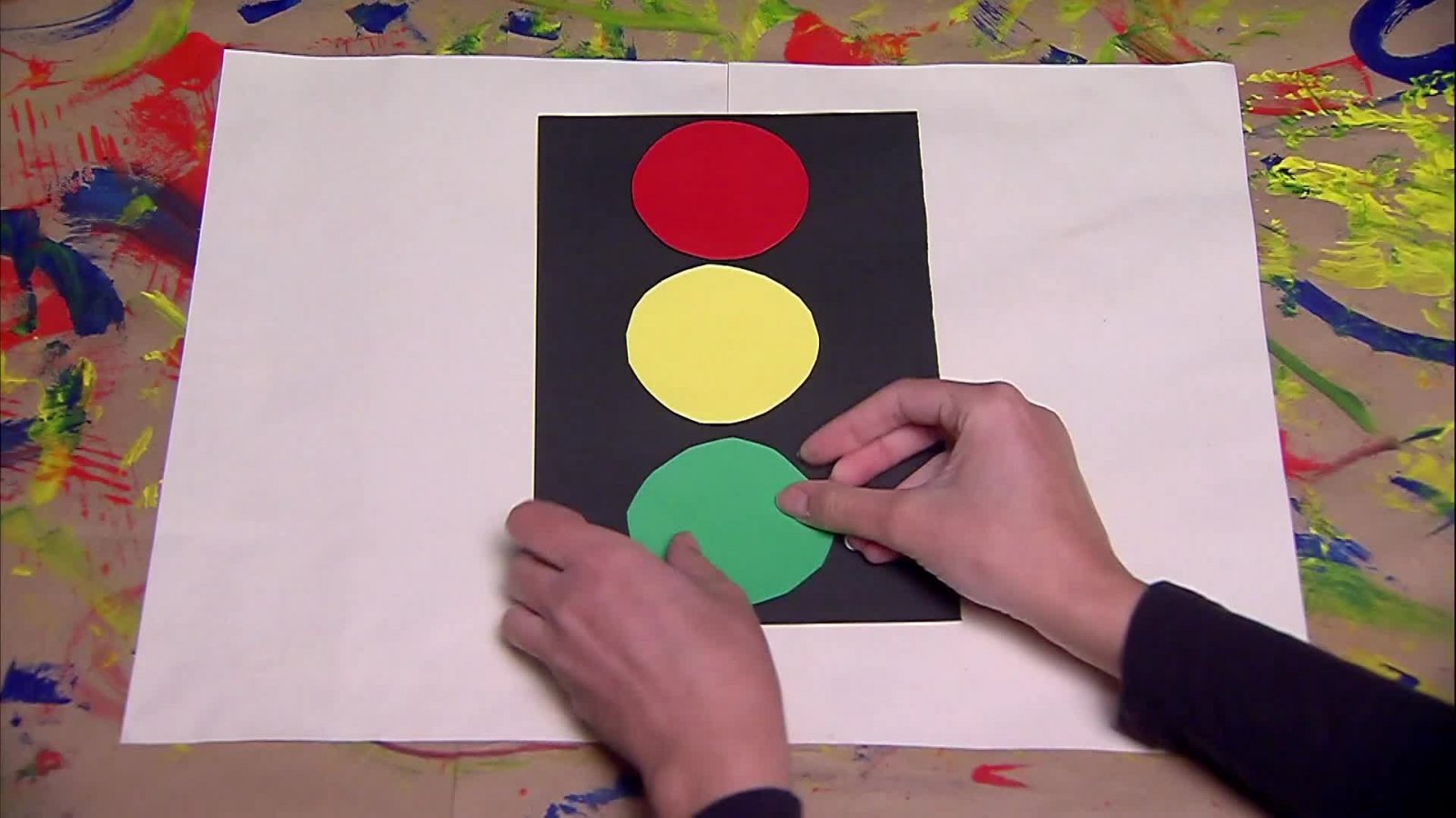 Papelina y Papelón Y la hora de crear Taller 6: "Semáforo emocional"
