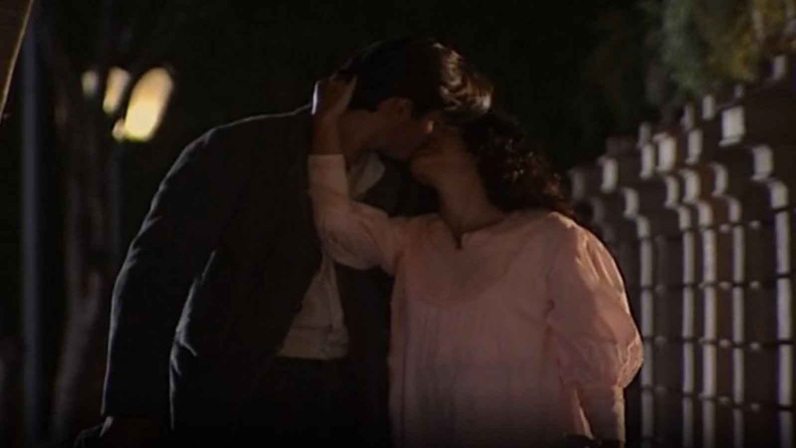 Terra Nostra T1E43 | El amor de Matteo y Giuliana
