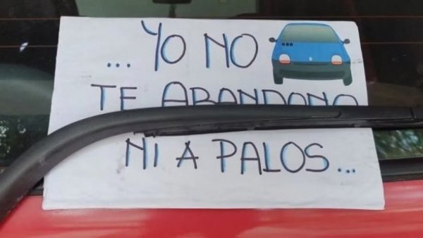 "Yo no te abandonaría": la reacción de mujer que ahorró para comprarse un Twingo
