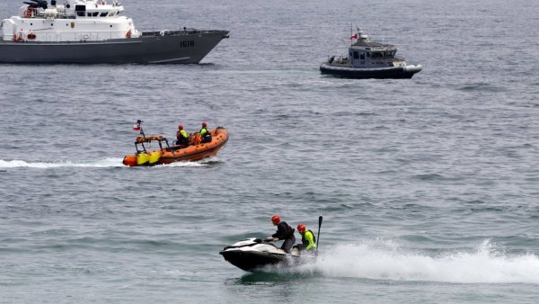 Niño de 14 años está desaparecido tras caer al mar en Coquimbo
