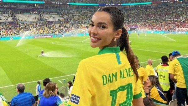 El mensaje que publicó la esposa de Dani Alves horas antes de su detención
