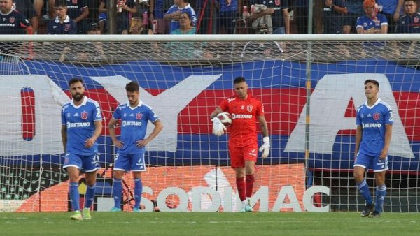 "Debe ser De Bruyne en los entrenamientos": El jugador más criticado en la Universidad de Chile
