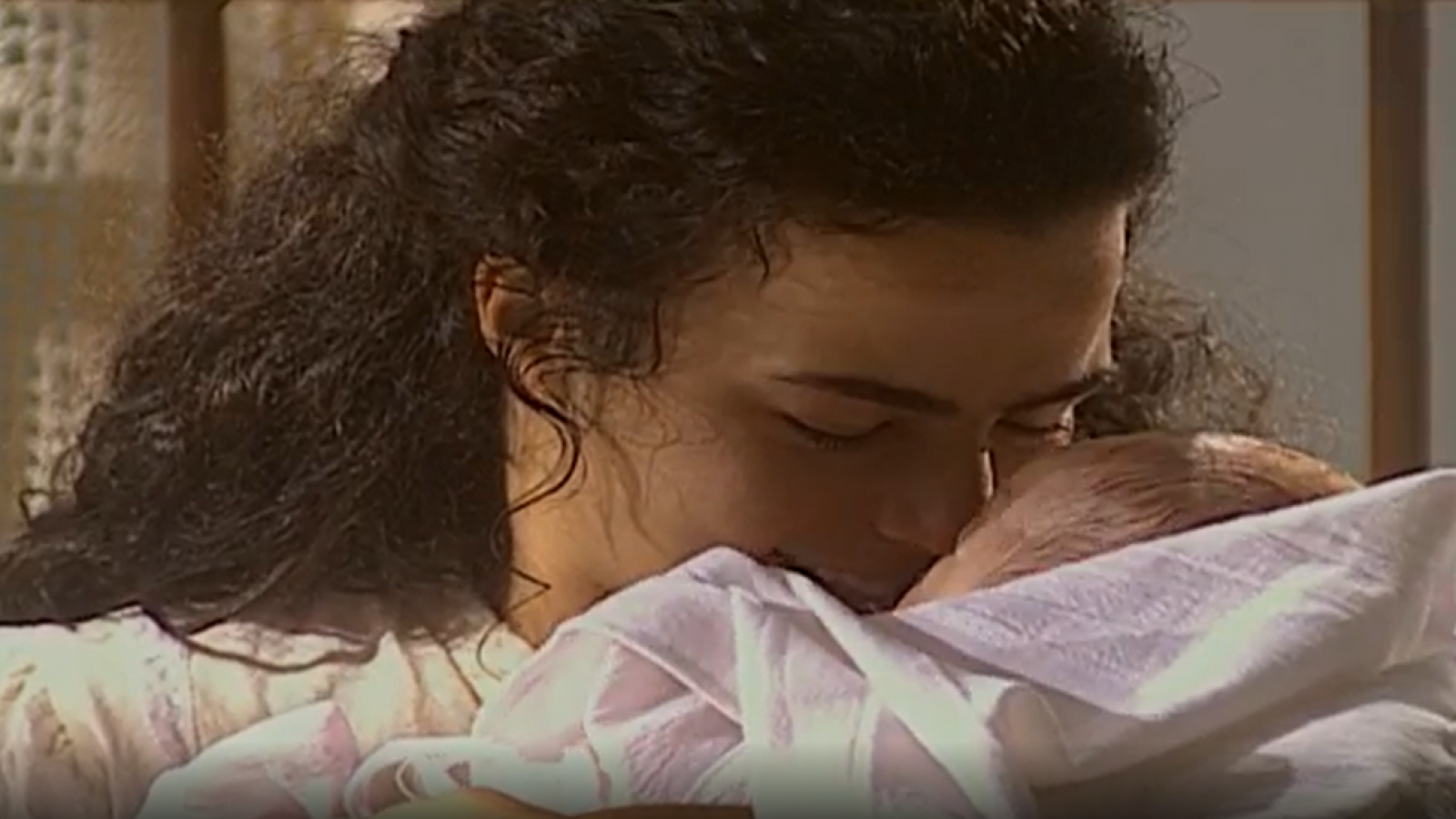 Giuliana da a luz
