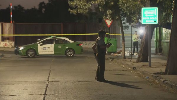 Encuentran cuerpo con 8 balazos al interior de un cité del Barrio Yungay
