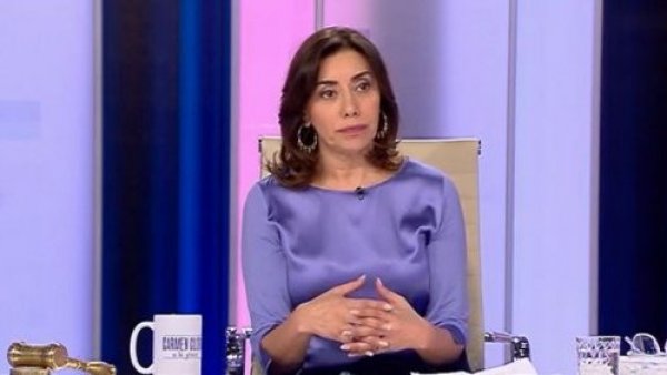 Carmen Gloria a tu servicio | Capítulo 26 de enero: Padre hay uno solo...
