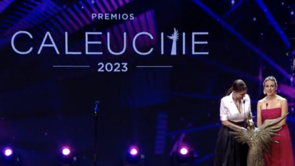 Inclusión, trayectoria y reconocimientos: Así fue exitosa ceremonia de los Premios Caleuche 2023

