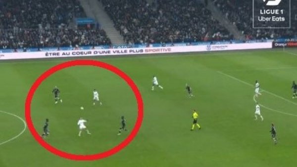 "Cátedra": La imagen de Alexis Sánchez que hizo delirar a los hinchas franceses
