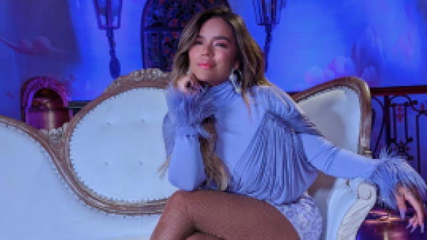 A preparar las cuerdas vocales: Estas son las canciones más populares de Karol G
