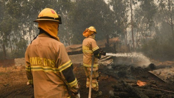 Confirman muerte de Bombera en combate a incendios en Santa Juana

