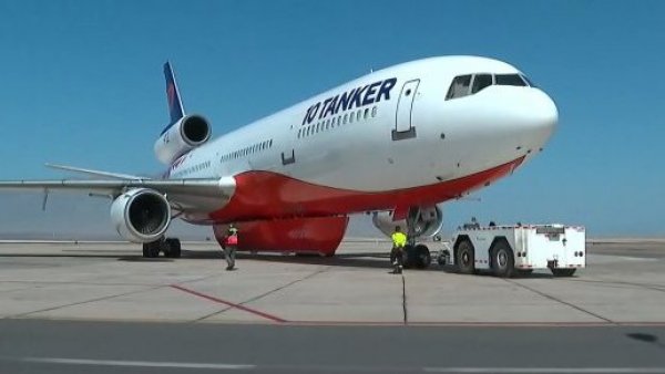 Para el combate del fuego: Así fue el despegue del Ten Tanker desde Antofagasta a Concepción

