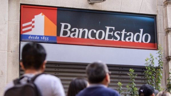 BancoEstado anuncia "Express Móvil" para regiones afectadas por incendios forestales
