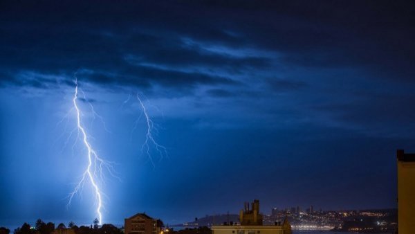 Atención: probables tormentas eléctricas para tres regiones en el norte del país
