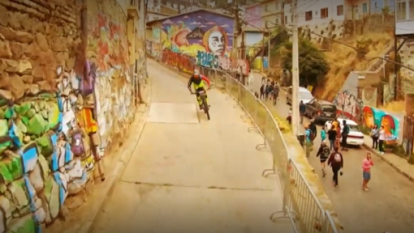 Tomas Slavik y lo especial de Valparaíso Cerro Abajo: "Es la carrera más prestigiosa y la más alocada"