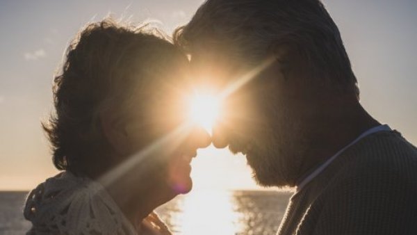 Se acabaron los flechazos: estudio científico comprueba que el amor nace en el cerebro y no en el corazón
