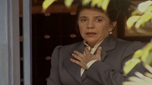Mariana intuye que el hijo de Hortencia puede ser de Giuliana y Matteo
