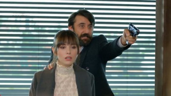 ¡Ya no queda nada oara su final! Mira un adelanto del capítulo de este martes de "Amor sin Recetas"
