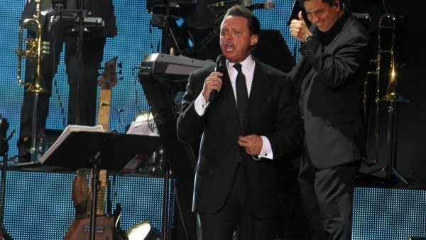 Revelan posible fecha para el regreso de Luis Miguel a Chile
