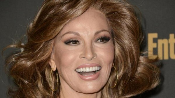 La legendaria estrella de hollywood, Raquel Welch, murió a los 82 años
