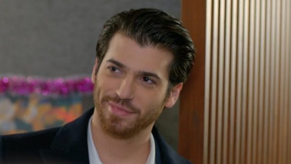 ¡Ya se nos va Ferit! Mira un avance del capítulo de hoy de "Amor sin Recetas"

