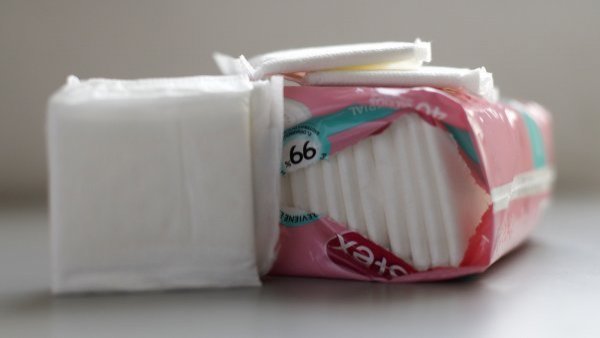 Incendios forestales: ONU Mujeres dona 5 mil kits de emergencia menstrual

