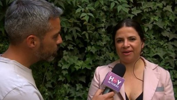 Ministra Orellana detalla la entrega del kit de salud menstrual para damnificadas por incendio
