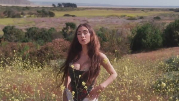 Revisamos el camino de Paloma Mami: de "Rojo" a "Viña"

