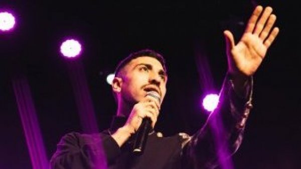 Diego Urrutia adelantó cómo será su rutina para el Festival de Viña: "los jóvenes valoran mucho la espontaneidad"
