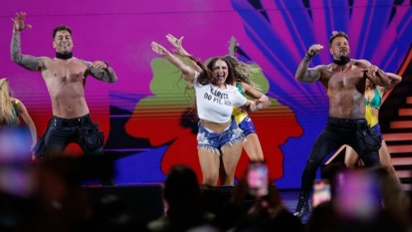 Una ráfaga de Axé en la Quinta: Thiago y Fabricio irrumpen en rutina de Pamela Leiva
