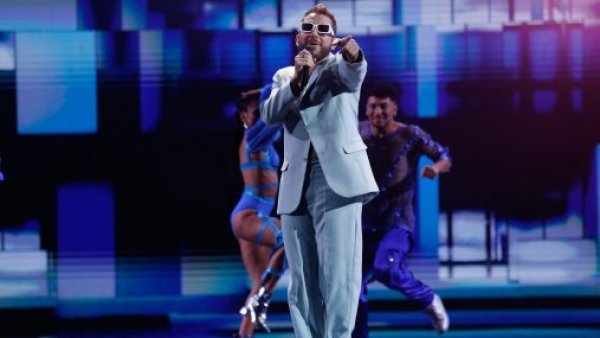Ecuador: Tres dedos interpretó "Lo siento" en la competencia internacional
