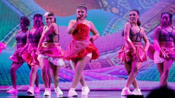 Competencia Internacional Viña 2023: Milena Warthon, presentante de Perú, la rompe con su canción "Warmisitay"
