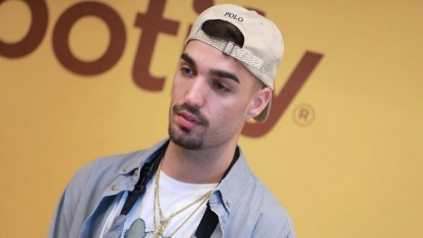 ¿Quién es Rels B, el cantante español que debutará en la Quinta Vergara?
