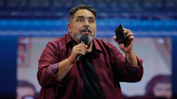 Así quedó el video que grabó Rodrigo Villegas al inicio de su show en Viña
