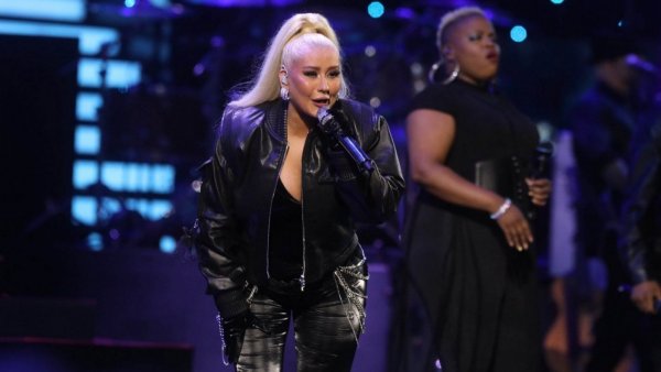 "Es increíble": Christina Aguilera "enloquece" a las redes sociales en Viña 2023
