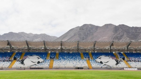 El deplorable estado en el que quedó cancha de estadio de Antofagasta tras festival