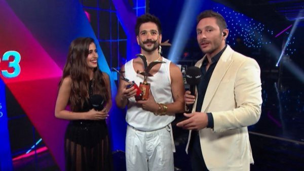 "Tenemos que ser parte de 'La Tribu'": así se vivió el backstage junto a Camilo tras exitoso show en Viña