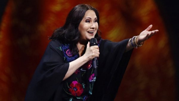 VIDEOS: Ana Gabriel dice que "pronto" dejará los escenarios tras ser abucheada

