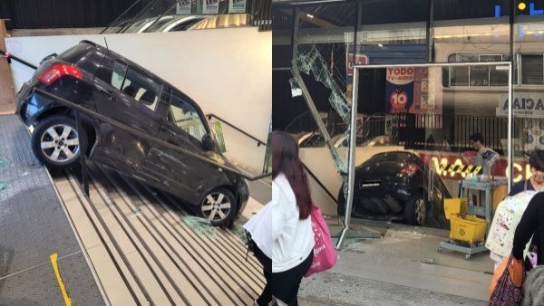 Perdió el control y terminó con su auto dentro de mall en Quilpué
