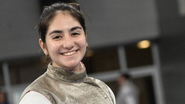 Antofagastina Katina Proestakis queda entre las mejores esgrimistas del mundo
